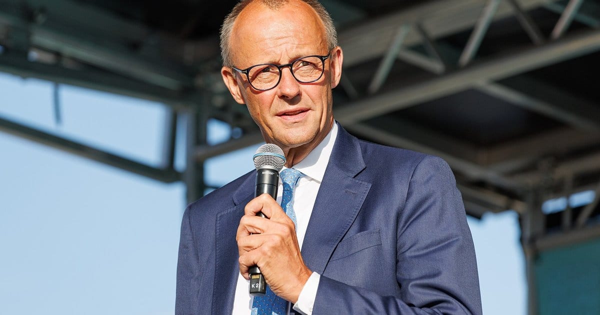 Merz und Macron auf Kuschelkurs