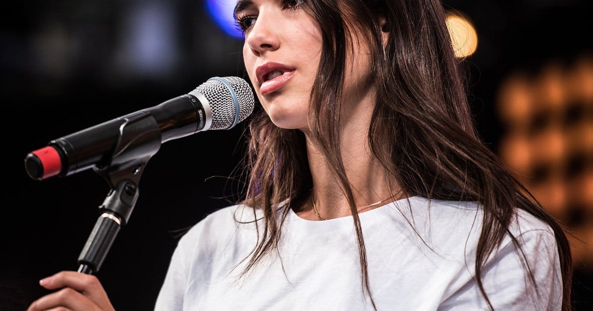 Dua Lipa stellt sich hinter Proteste