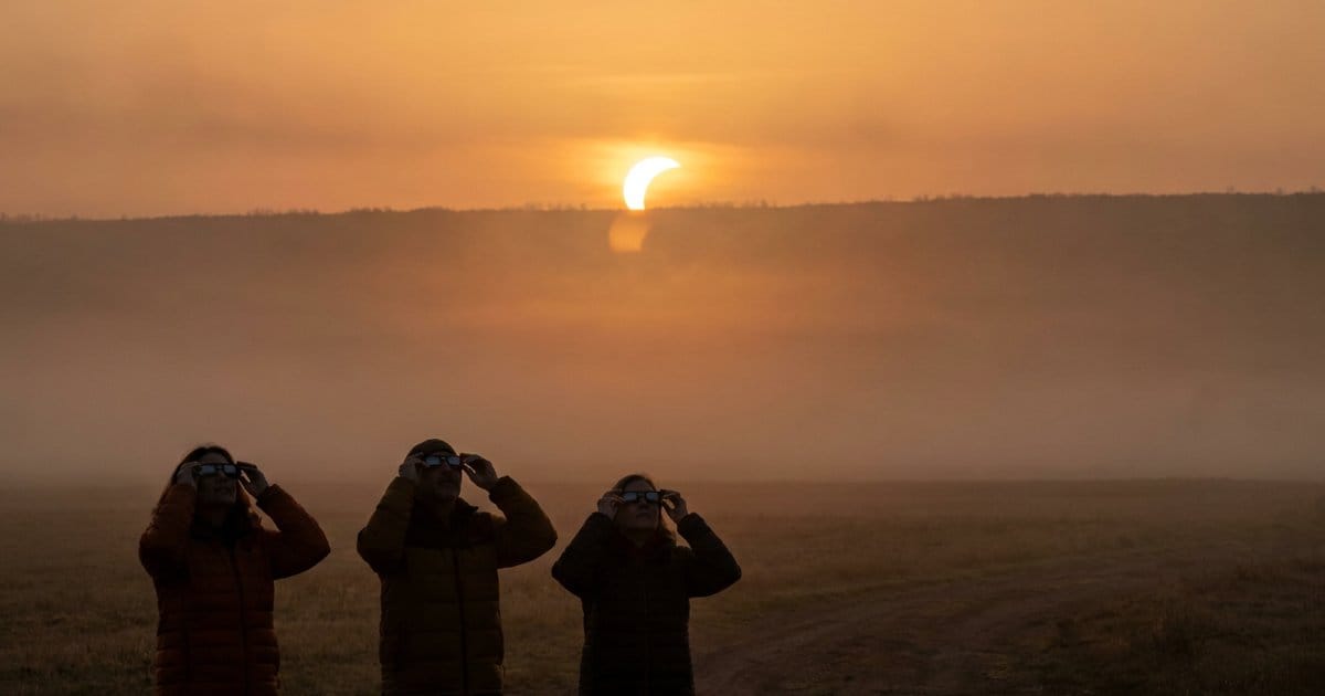 Sonne geht am Mittwoch zweimal weg