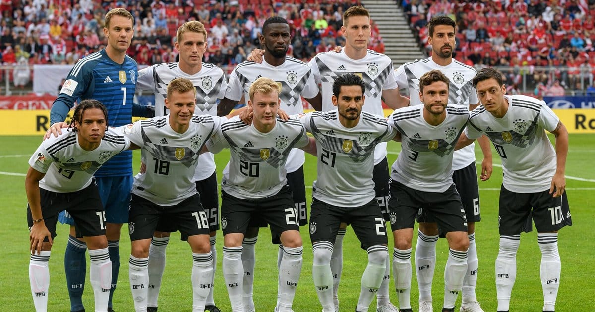 Neuer deutet Schalke-Abschied an