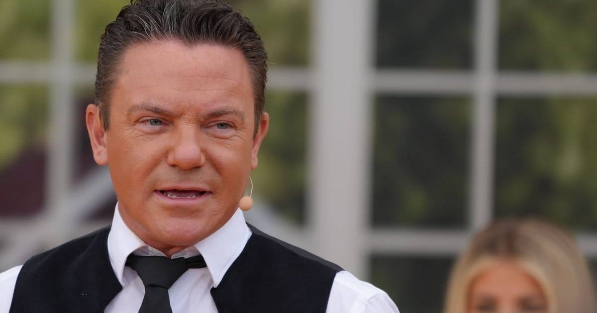 Mross fliegt unter der Maske raus