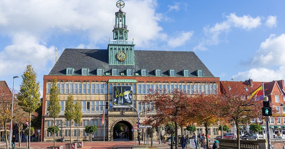 Neuer Marinehafen für Emden