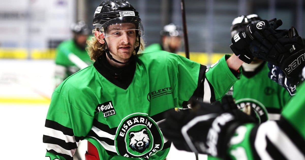 Eisbären zittern sich zum Start