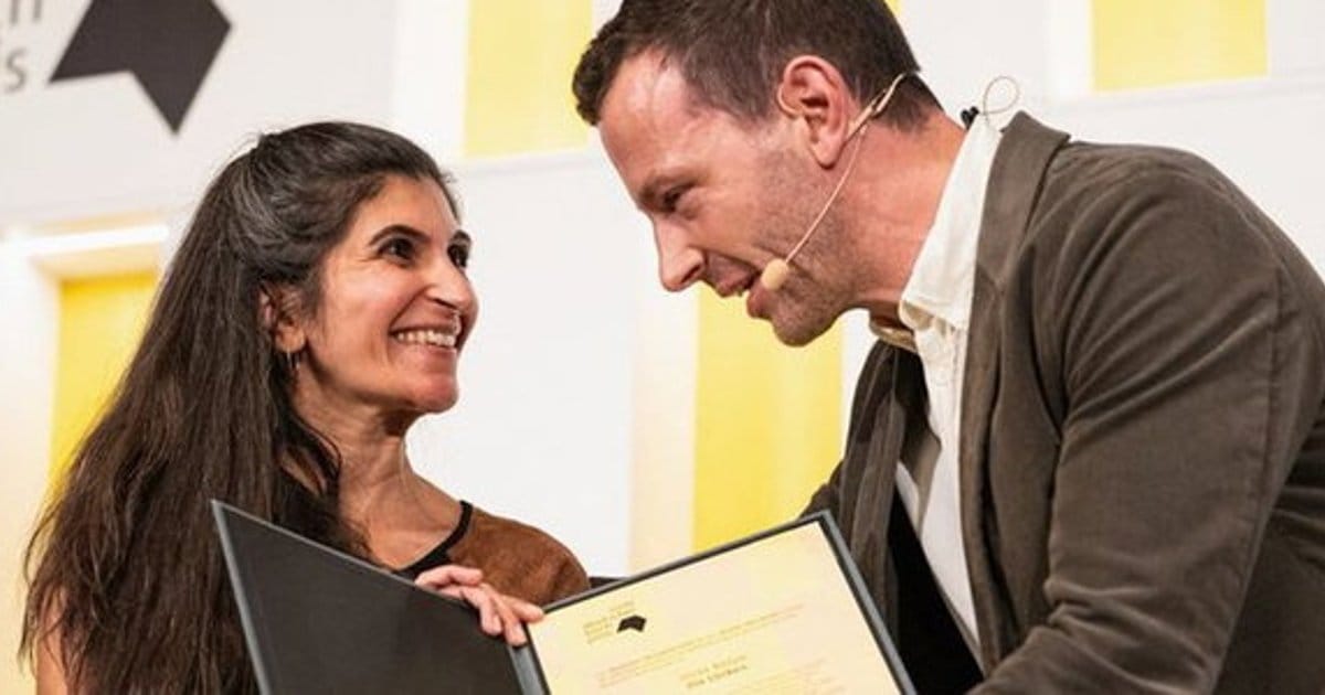 Bazyar holt den Buchpreis