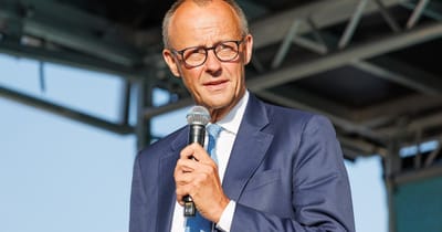 Merz und Macron auf Kuschelkurs