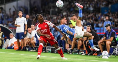 Arsenal wankt, gewinnt aber